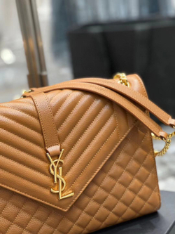 Saint Laurent Envelope Bag 31 cm