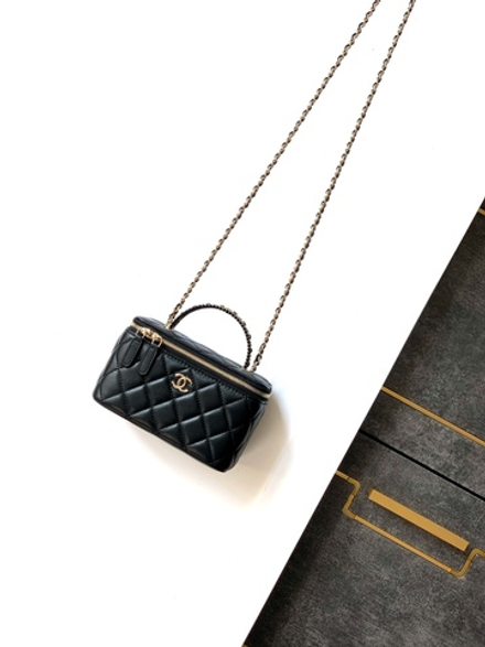 Chanel Bag 19 cm