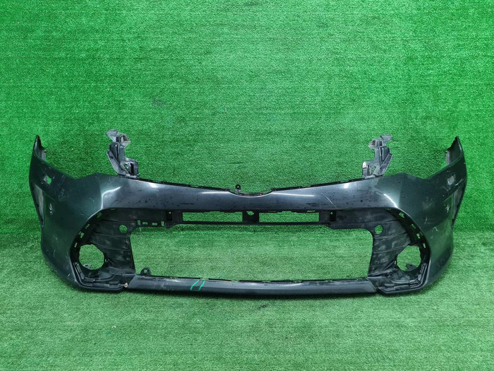 Бампер передний Toyota Camry xv50 (2014-2018)