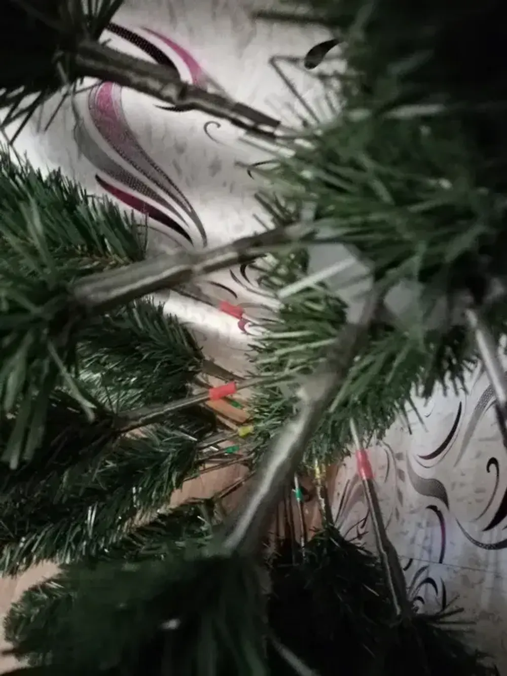 Ель половинка / угловая «Эльза» (пвх) 210 см / 2.1 м