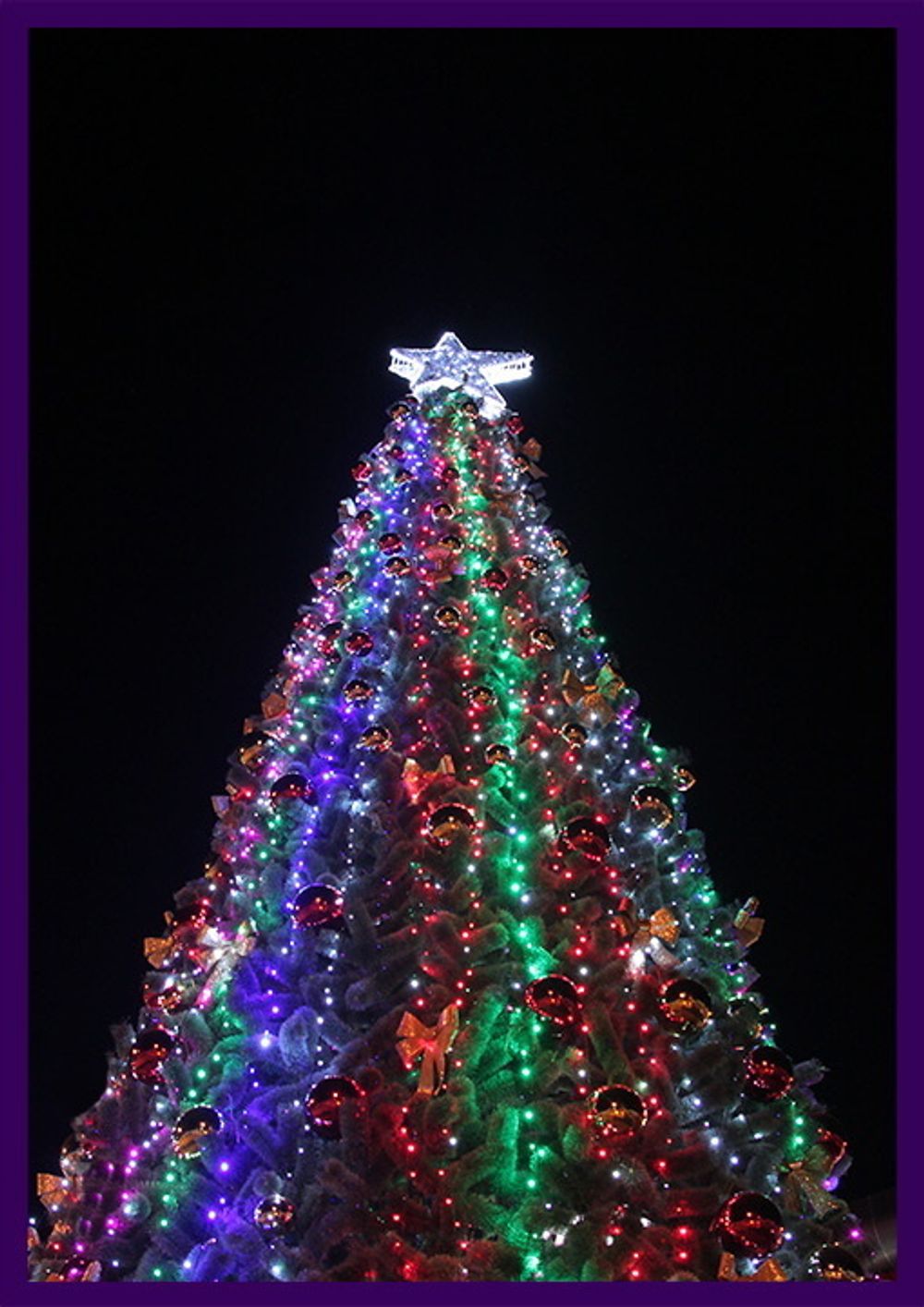 Уличная елка каркасная "Уральская сосна" (Леска) 11 м