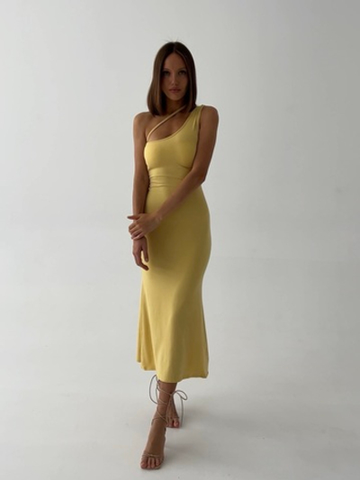 Платье трикотажное, длинное, расклешенное, на одно плечо