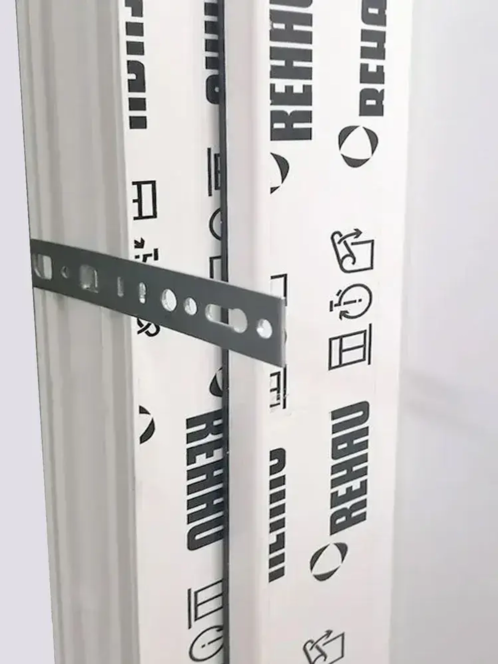 Анкерная пластина для окон, REHAU, 10шт. Металл 1,5мм. Длина 150мм. Подходит для окон РЕХАУ, Брусбокс, Грюндер, Reachmont, Монблан.