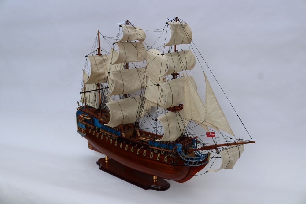 Van Der Heijden Модель парусника Святой Павел, Россия