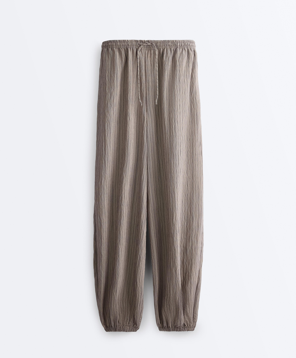 OYSHO Длинные брюки-блумер полосатые, угольный