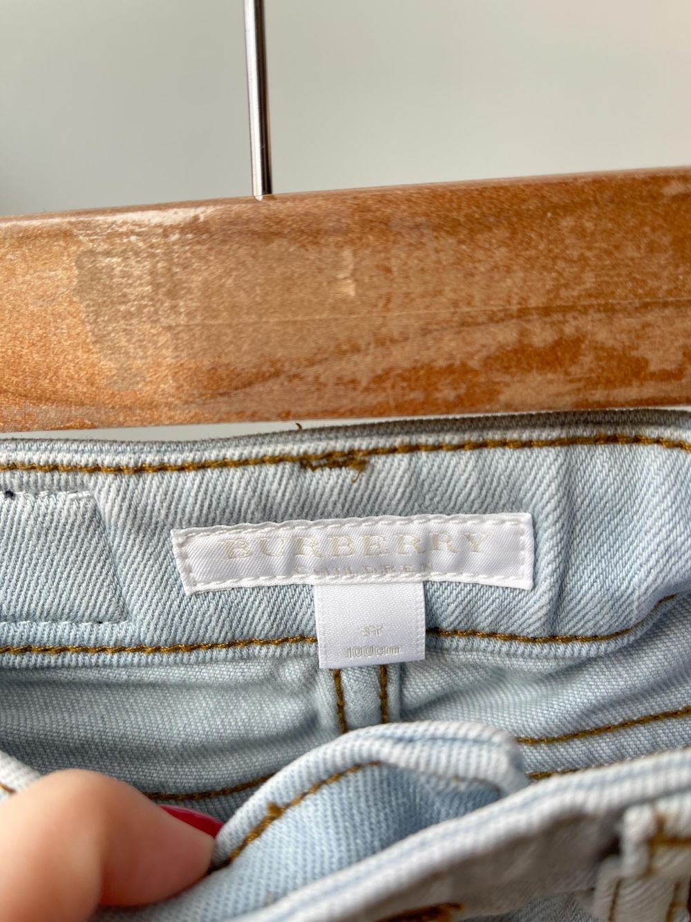 Джинсы Burberry, 98