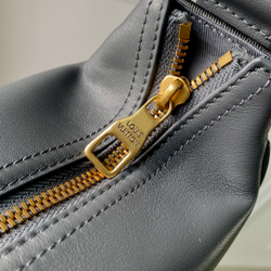 Louis Vuitton Cruiser Messenger