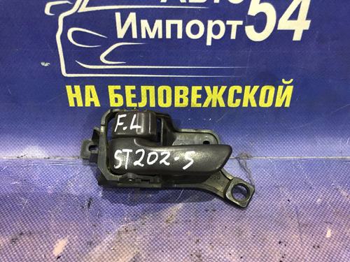 Ручка двери передней левой салонная TOYOTA CARINA ED 1994