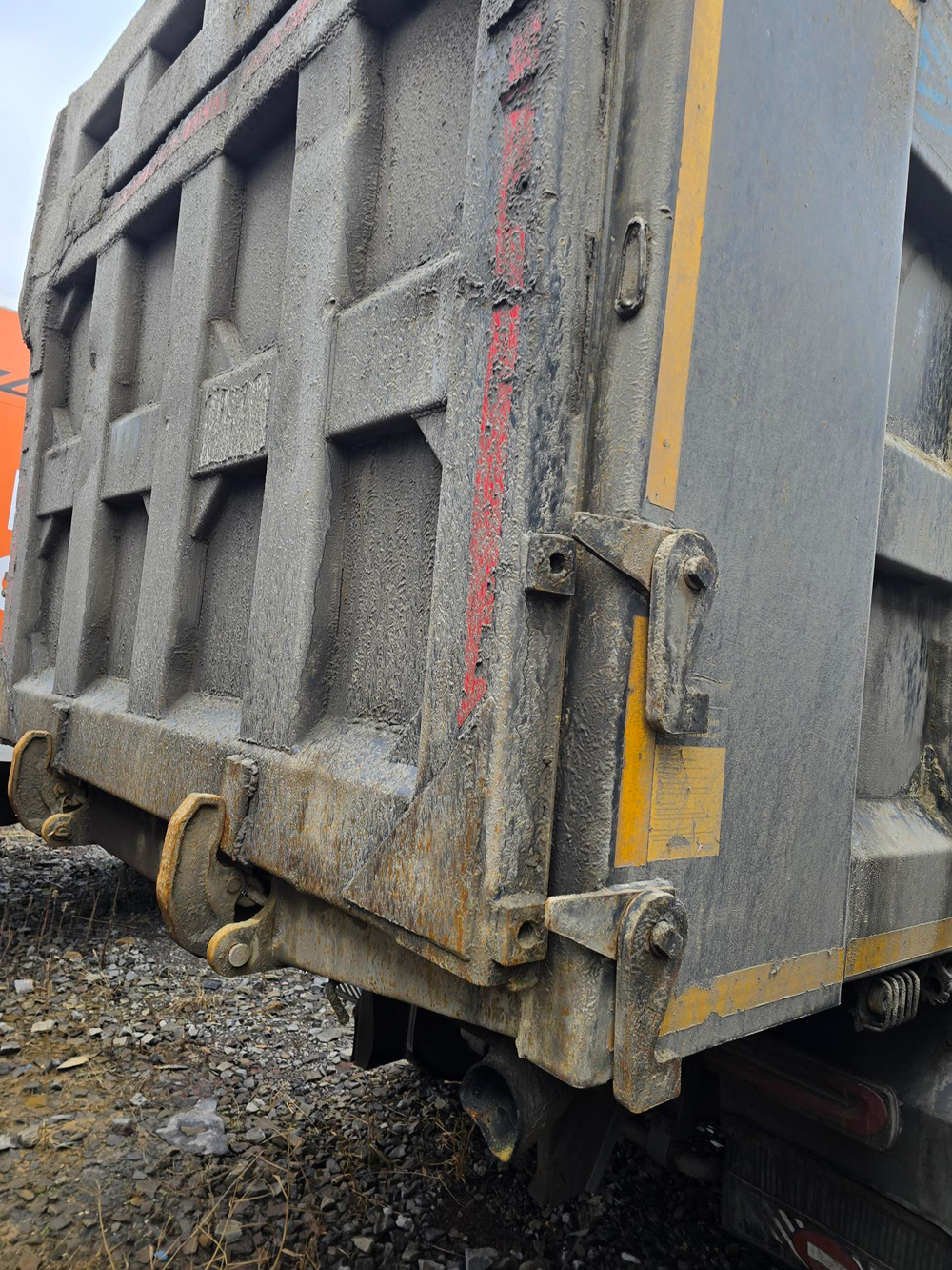 Howo ZZ* 8x4 Самосвал ZZ3407S3867E (Дизель, 9,7 л, 373 л.с, МТ)