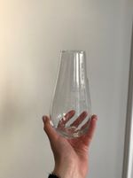 Стеклянная прозрачная ваза 18 см