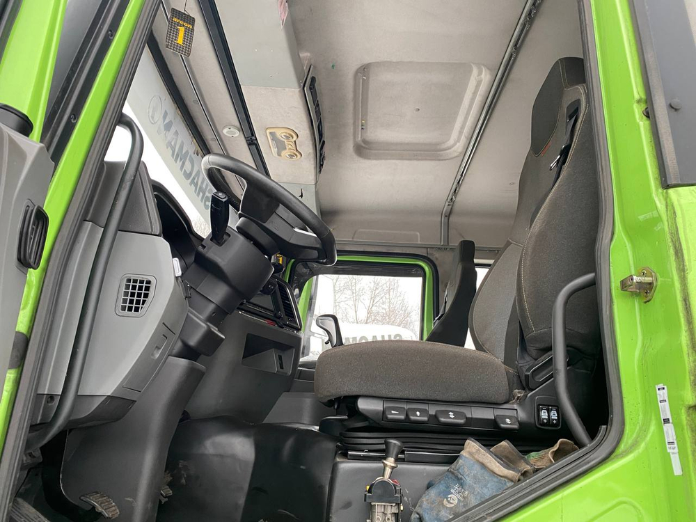 Shacman (Shaanxi) SX* 8x4 Самосвал SX331863366 (Дизельный, 12,5 л, 551 л.с., МТ)