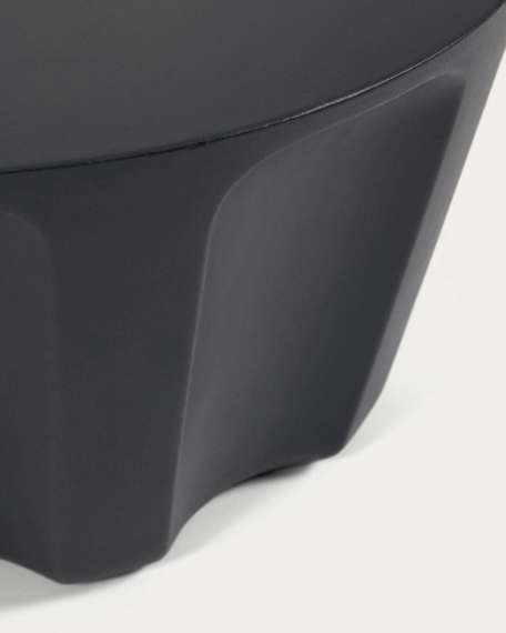 Журнальный столик из бетона Vilandra Ø60 см черный