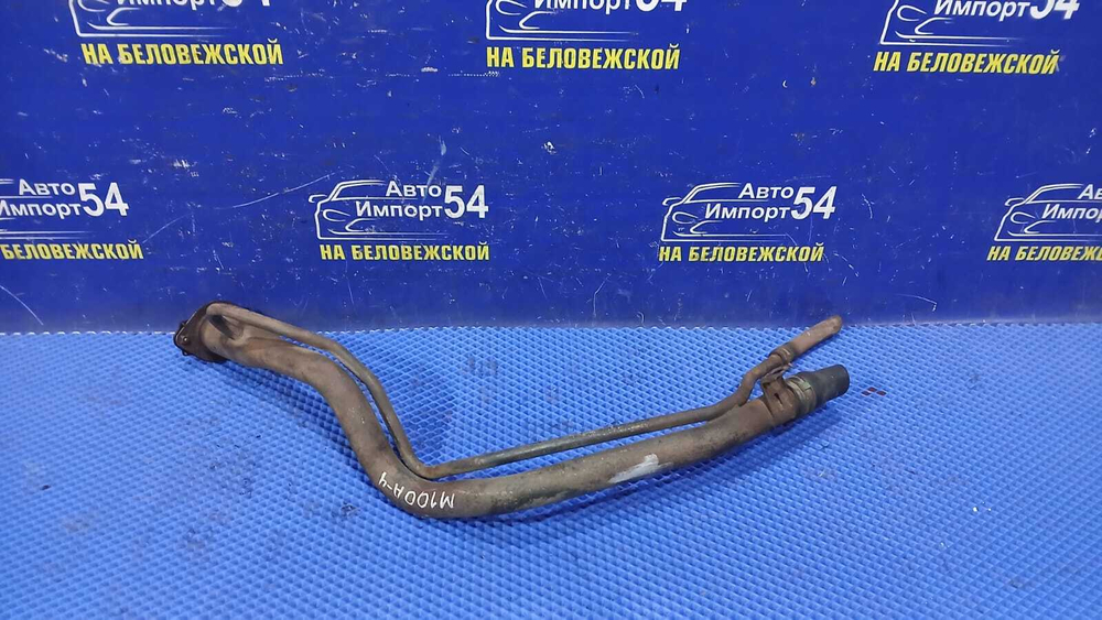 Горловина топливного бака TOYOTA DUET 1998-2000