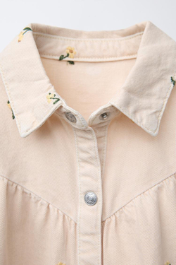 ZARA ПЛАТЬЕ ИЗ ТВИЛА С ЦВЕТОЧНОЙ ВЫШИВКОЙ, ЭКРЮ