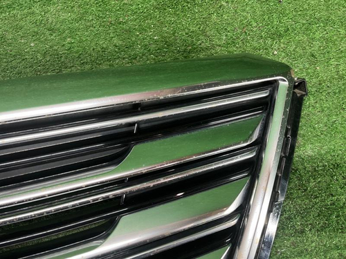 Решетка радиатора Cadillac XT5 (2016-2019)