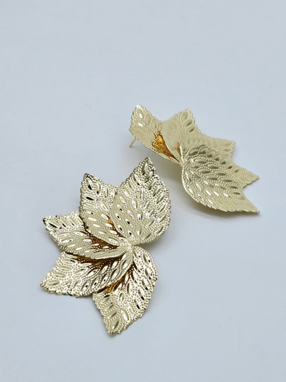 91004003 Серьги Selena