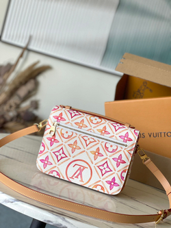 Louis Vuitton Pochette Metis