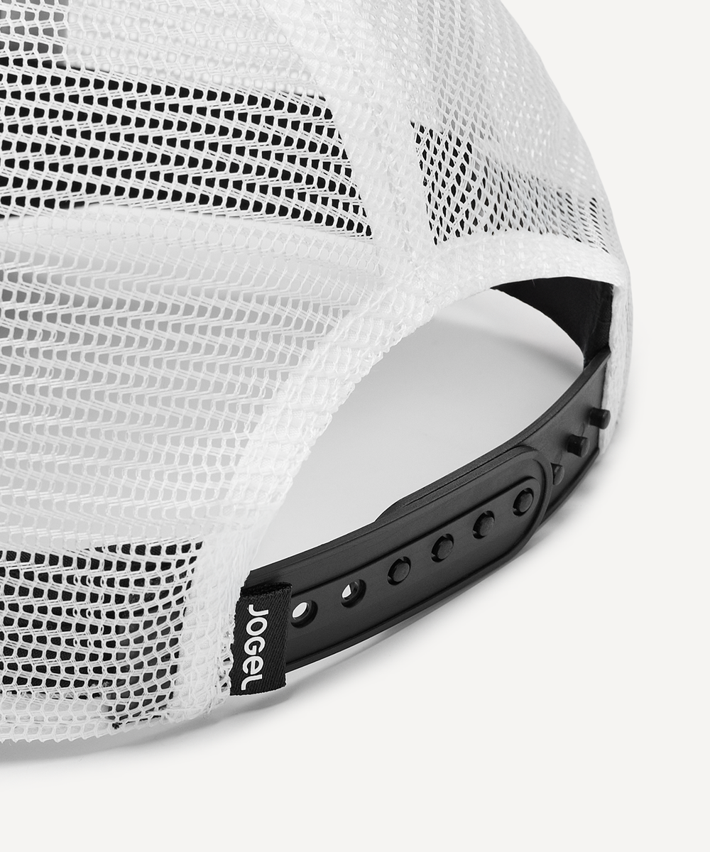 Бейсболка JOGEL Essential Mesh Cap, черный/белый