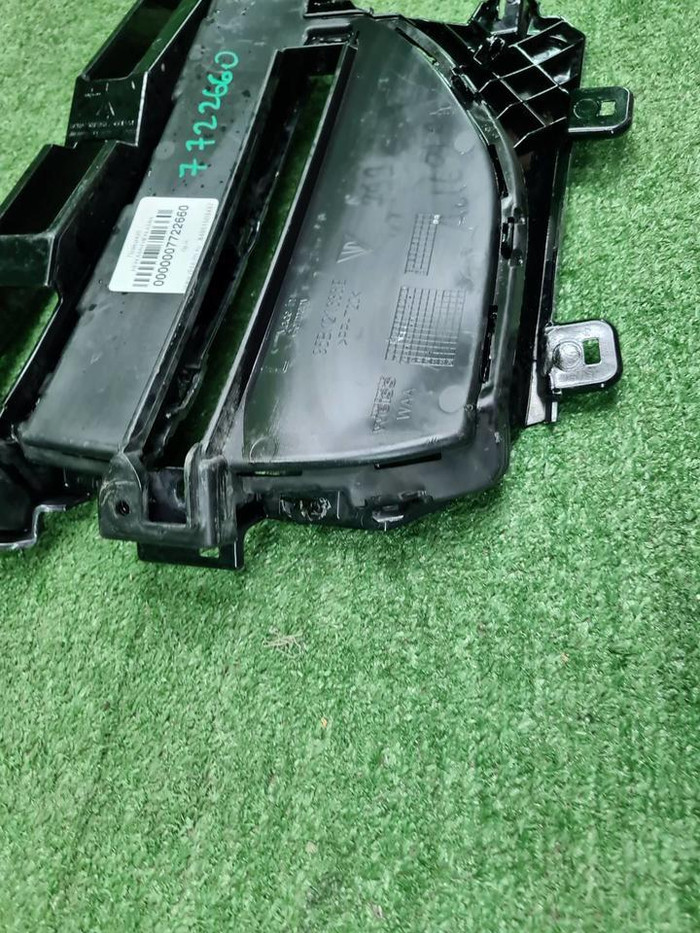 Воздуховод переднего бампера Porsche Macan (18-21)