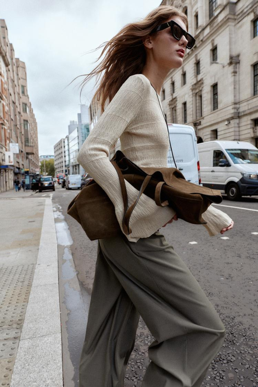 ZARA ДЖЕМПЕР ВЯЗКИ «ПОИНТЕЛЛЕ» С РУКАВАМИ-КОЛОКОЛАМИ, БЕЖЕВЫЙ