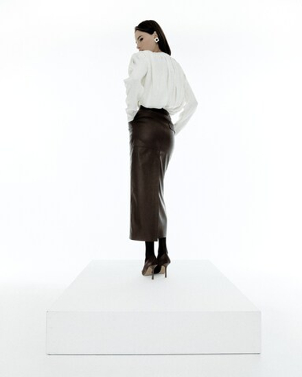 «Draped-detailing blouse» Блуза с драпировками из вискозы.