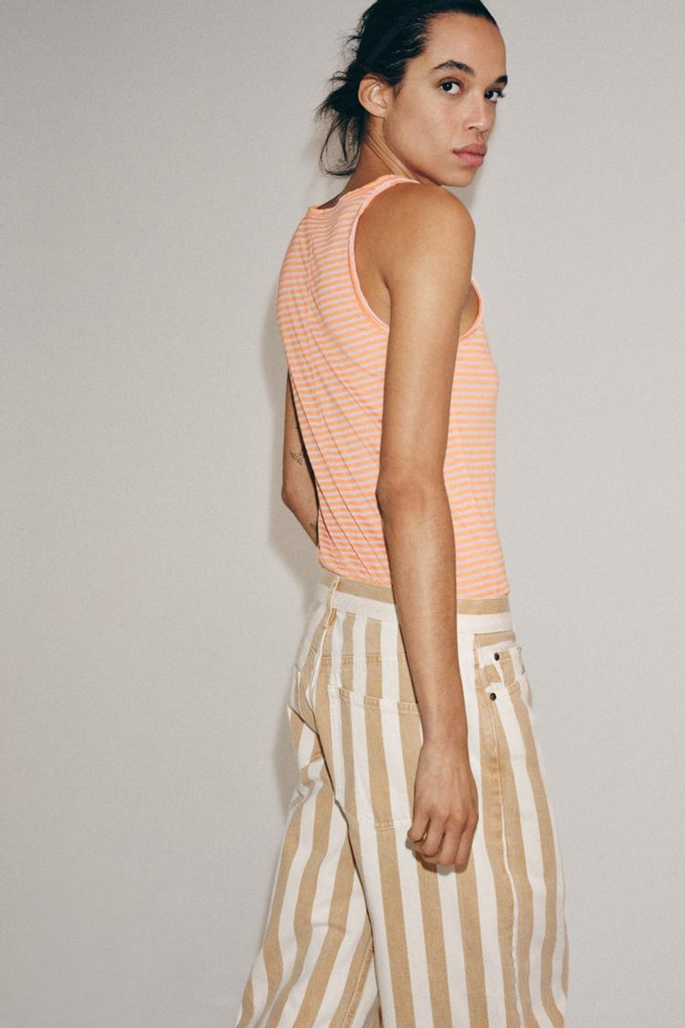 ZARA ФУТБОЛКА В СТИЛЕ РУСТИК В ПОЛОСКУ, ОТТЕНКИ ОРАНЖЕВОГО