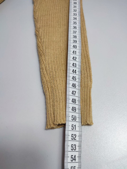 Свитер бежевый 44 размер