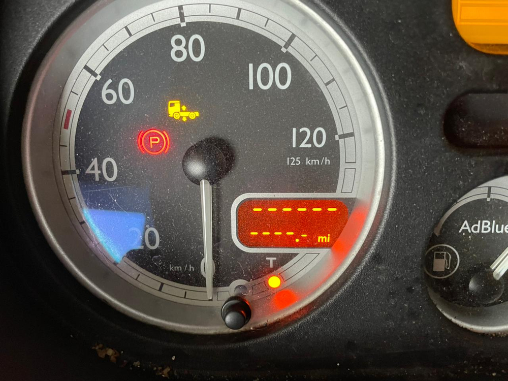 DAF XF 4x2 Седельный тягач FT XF 105 460 (Дизельный, 12,9 л, 462 л.с., МТ)