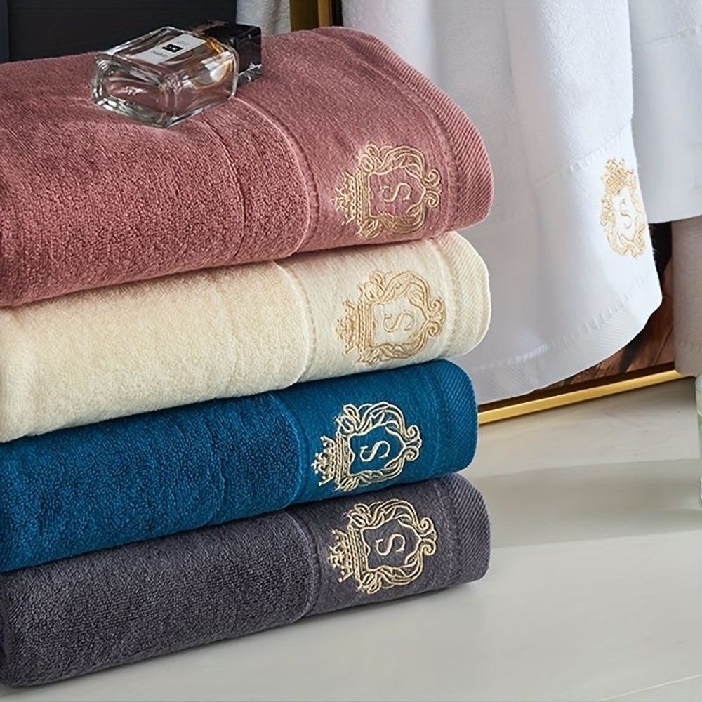 Пол Кит Бан ЛЕО ЛЮКС