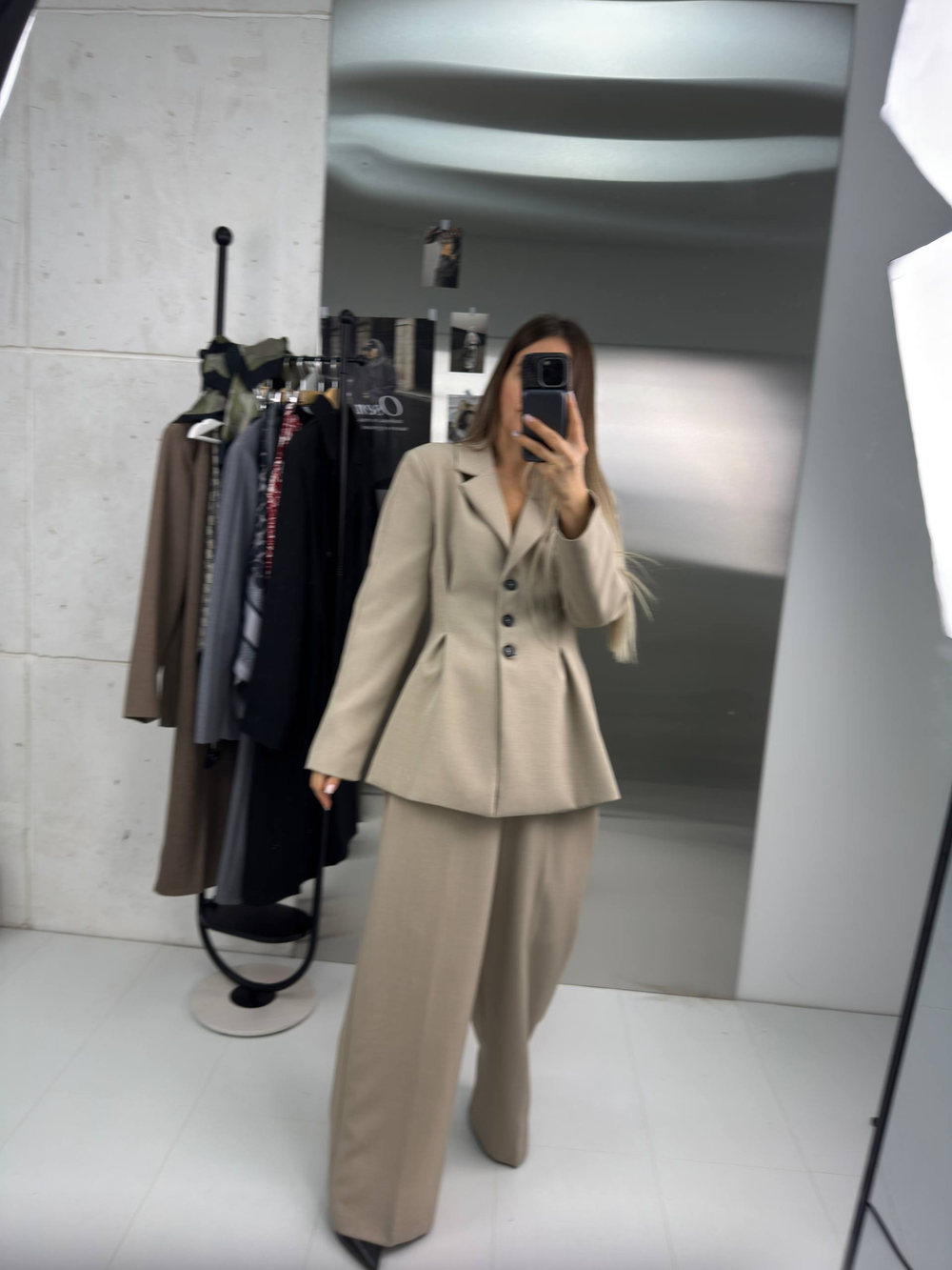 Костюм жен. М-1 беж.