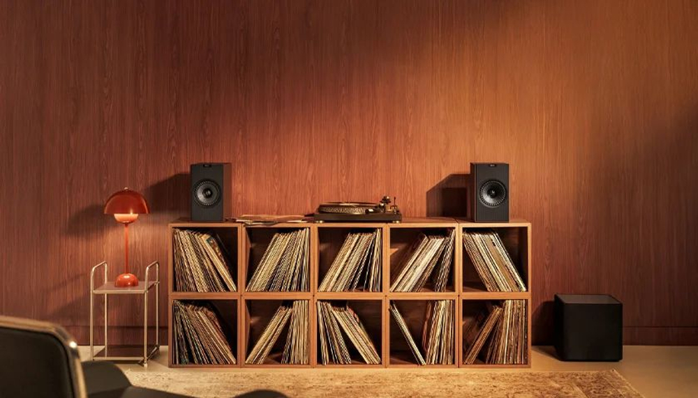 Полочная акустика KEF Coda W Dark Titanium EU (SP4072M2AA)