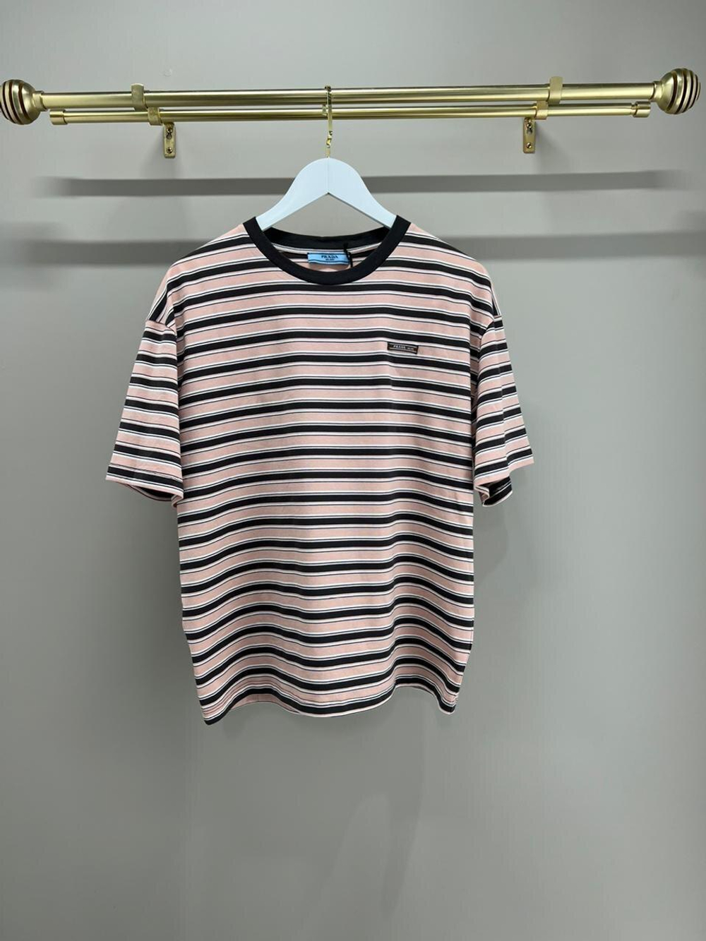 Футболка Prada