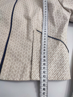 Жакет светлый 42 размер