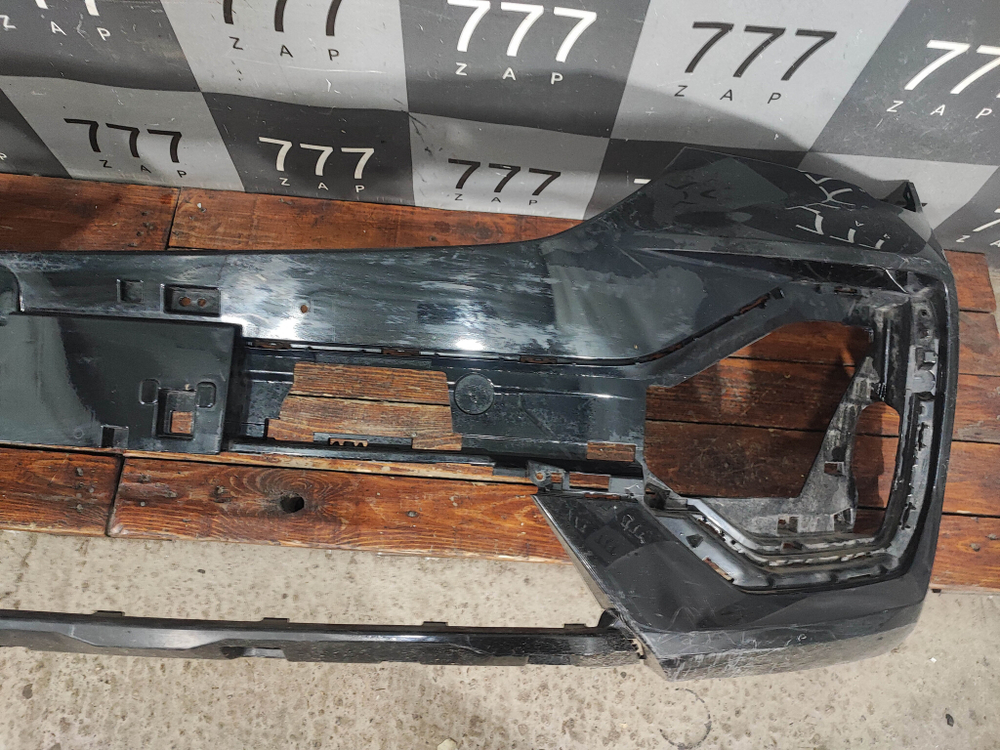 Бампер передний Geely Monjaro 21-нв Б/У Оригинал 6010173200