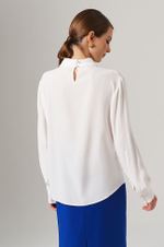 23119 Блузка женская (молочный)