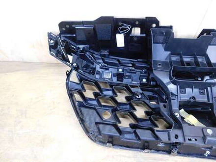 решетка радиатора Suzuki Fronx WDB3S