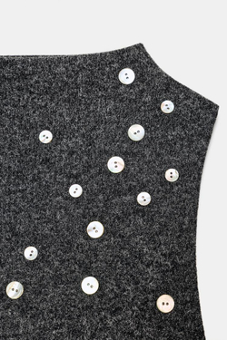 ZARA КОРОТКОЕ МЯГКОЕ ПЛАТЬЕ С ПУГОВИЦАМИ, АНТРАЦИТОВО-СЕРЫЙ