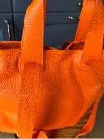 Женская сумка-шоппер из натуральной кожи оранжевого цвета