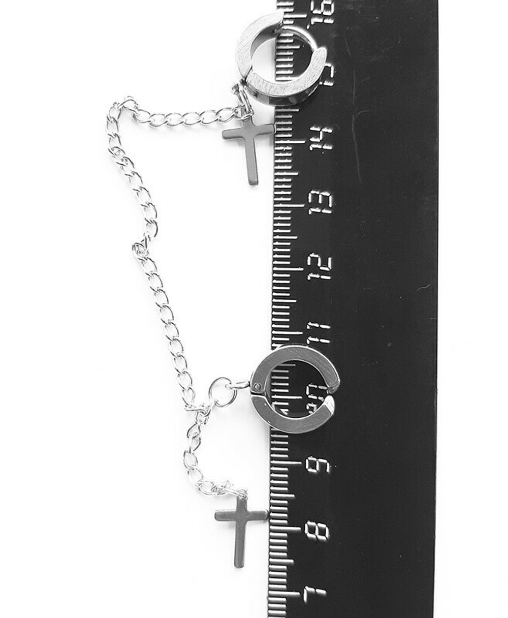 Серьга-кольцо + серьга обманка кольцо с цепочкой и подвесками Крестик. 1 шт (две сережки соединенный цепочкой)