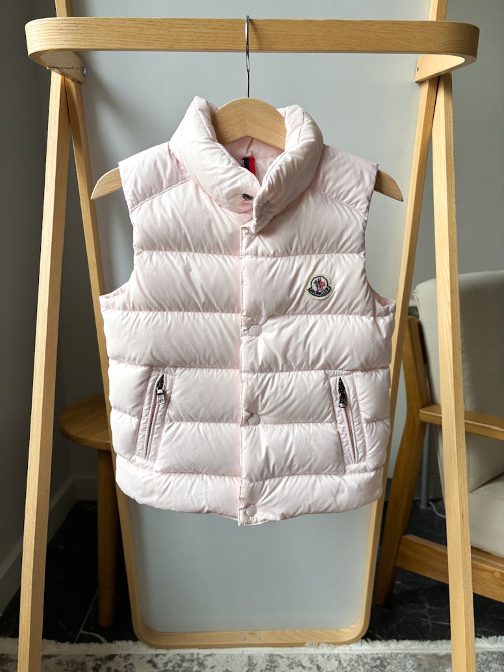 Пуховый жилет Moncler, 98
