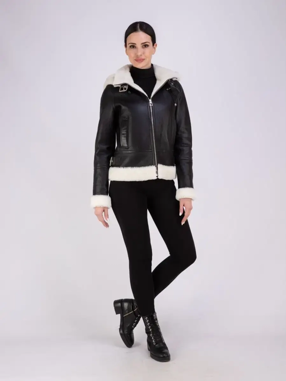 Дубленка женская натуральная короткая с капюшоном Турция