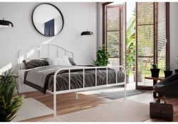 Полутораспальная кровать Милена 140х200 белая