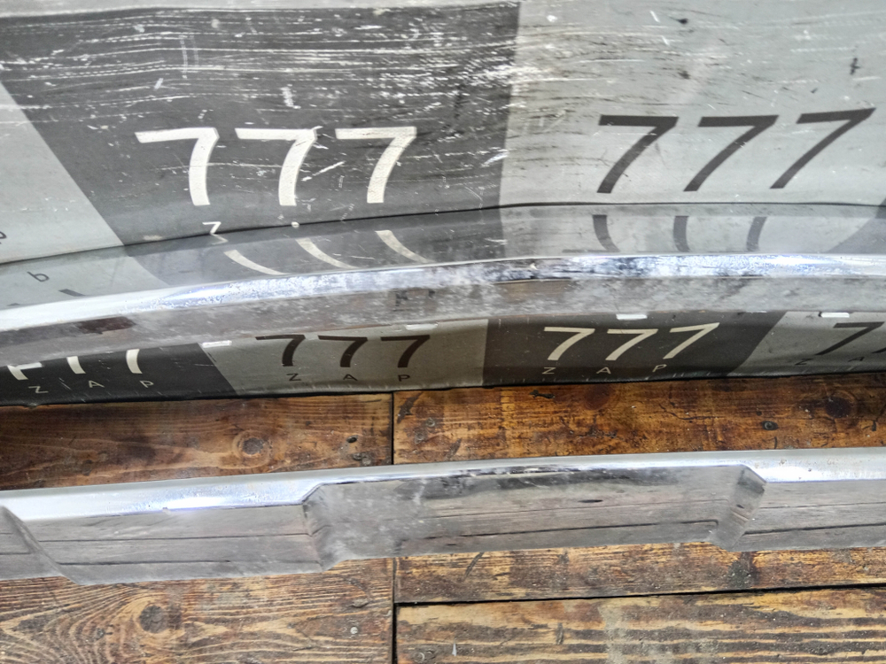 Накладка переднего бампера Mercedes ML GLE (W166) 15-18 Б/У Оригинал A1668857122