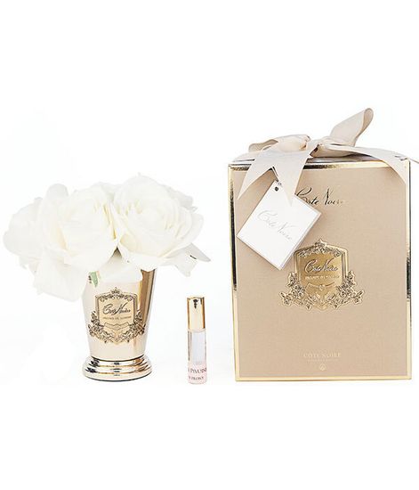 Букет роз цвета шампань в золотом кубке, Cote Noire