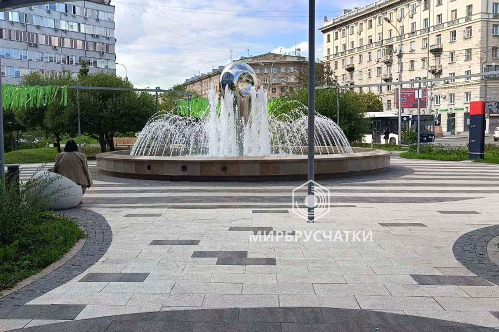 Сквер Крылья Сибири, г.Новосибирск