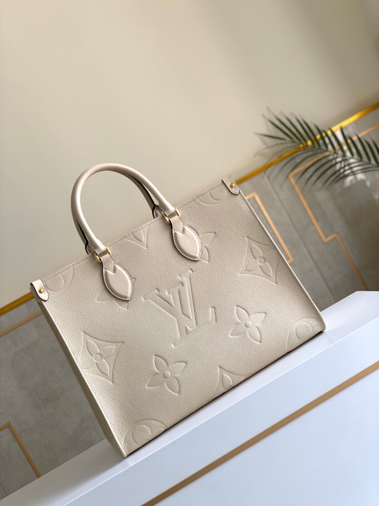 Louis Vuitton Onthego MM