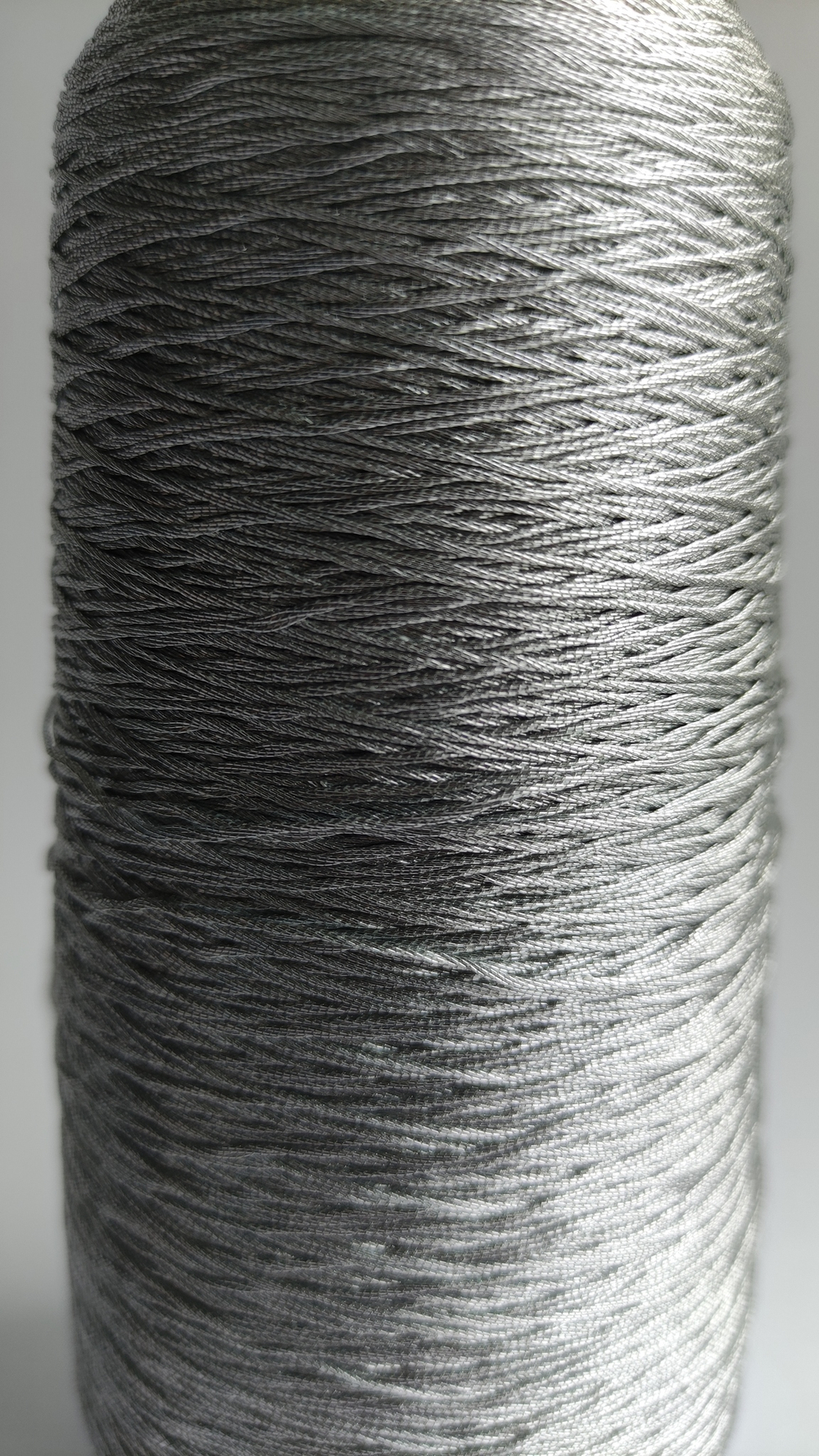 Шнур серебро  холодное 6 сложений 0,5мм