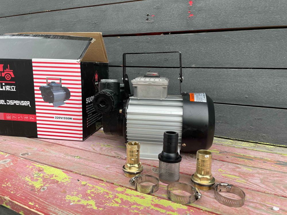 Насос (чугунный) для перекачки дизеля 220 Вольт / 550 ватт (Suoli)