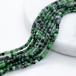 Цоизит с корундом бусины, размер около 2 мм, цена за нить 38 см