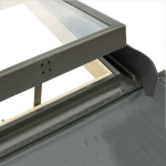 Люк для холодной кровли с окладом, гидроизоляцией и ограничителем Rooflite FE K400U 45х73
